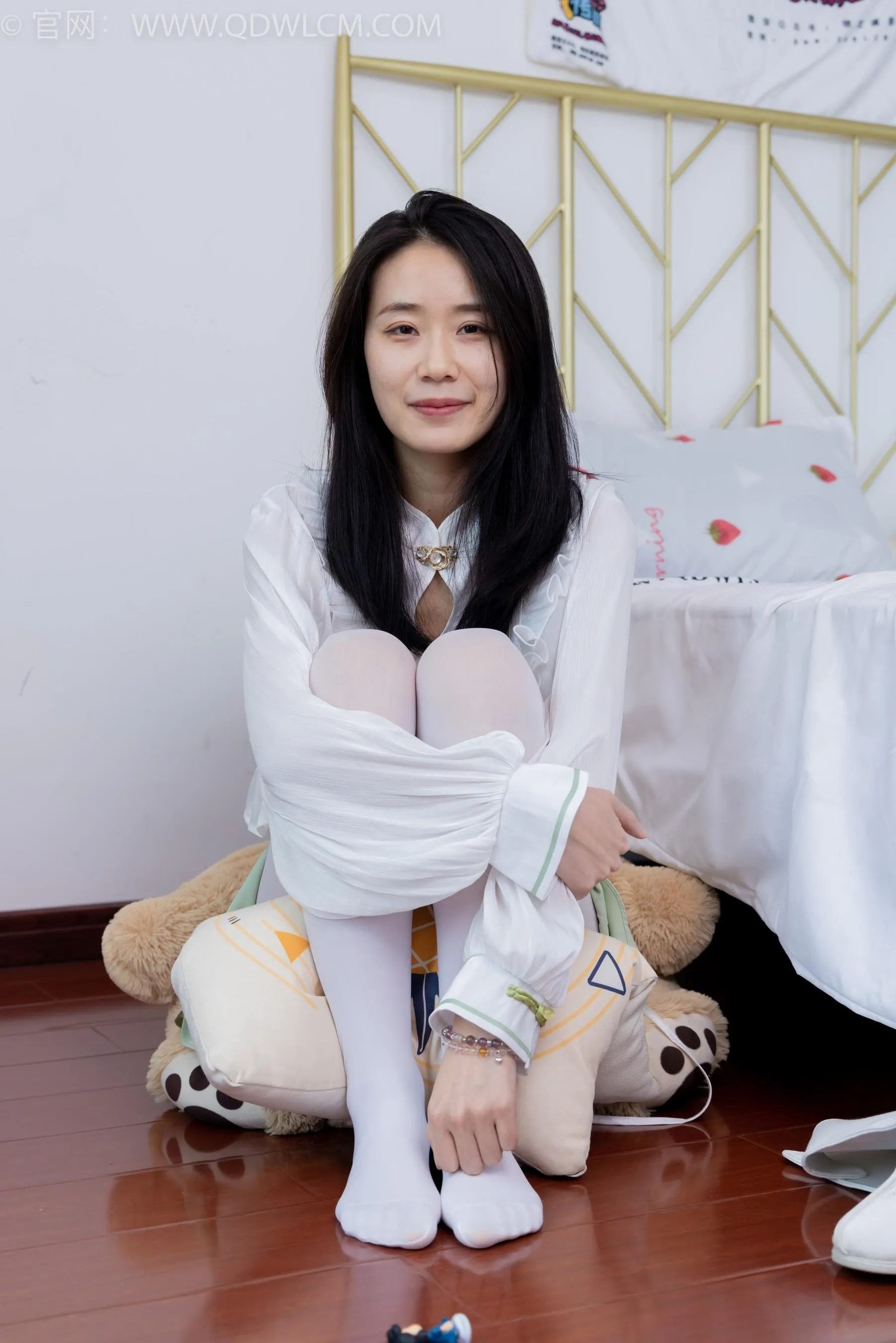 物恋传媒 NO.1547 菜菜-绿野仙踪 [153P]插图